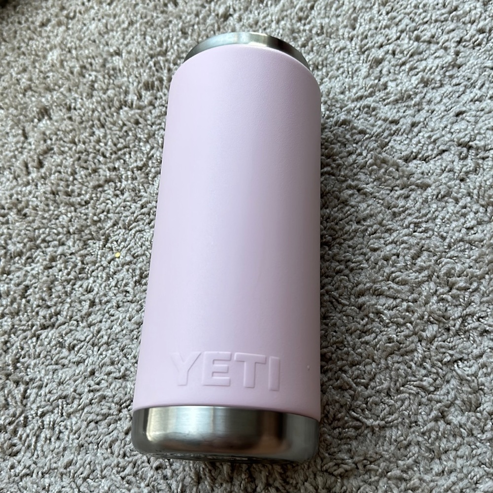 COPY - Yeti 26oz rambler in ICE PINK.